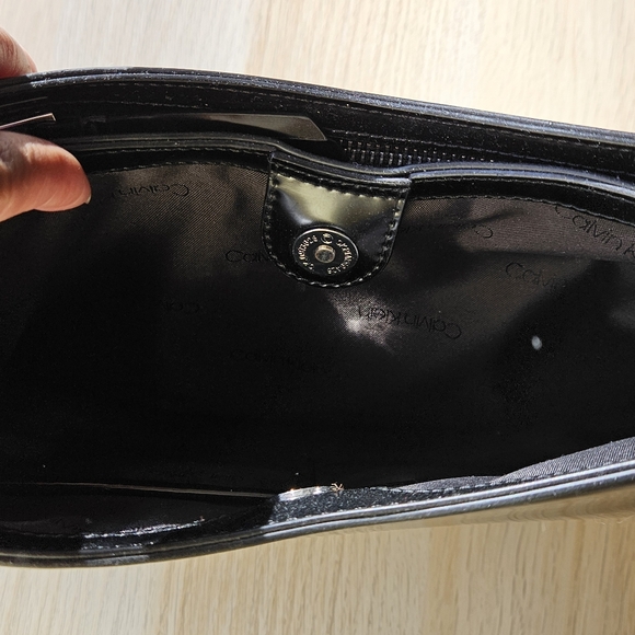 Calvin Klein Shoulder Bag - Picture 4 of 4